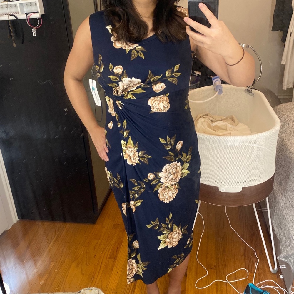 NWT Blue flowery maternity dress